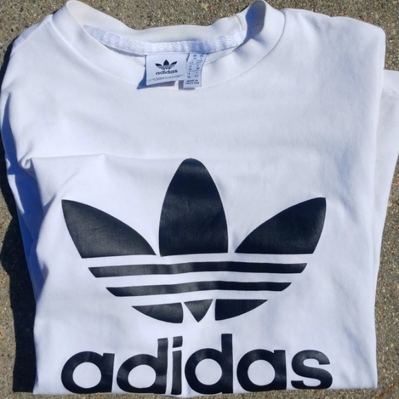 Adidas shirt - Picture 1 of 4